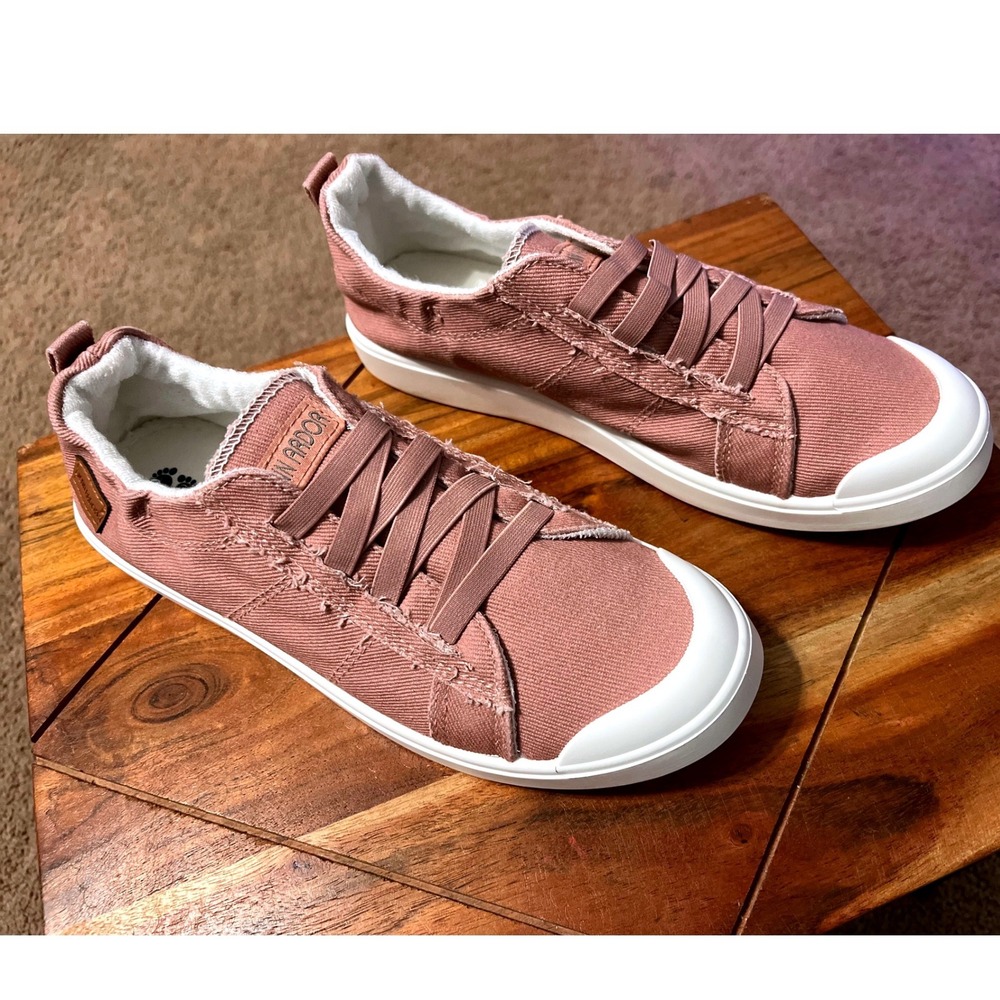 JENN ARDOR Women Pink Canvas Slip On Sneakers Super Comfy Foam Size 6.5 NWOT